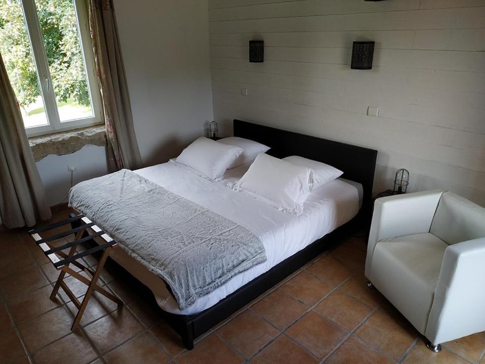 Bed & Breakfast Bastide De Luzert *