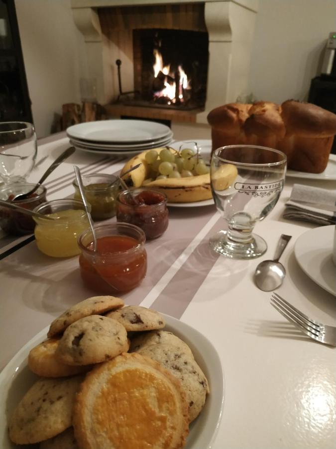 Bastide De Luzert Bed & Breakfast *